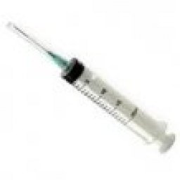 Becton, Dickinson and Company 5ml Syringe with Needle 5ml Syringe with Needle